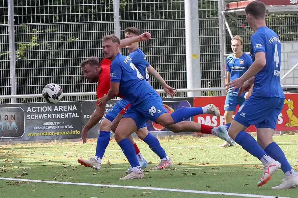 Gian Luca Bracht (20, TSB Flensburg) wechselt zur neuen Saison in der oberligaintern zum TSV Nordmark Satrup. © 2024 Ismail Yesilyurt