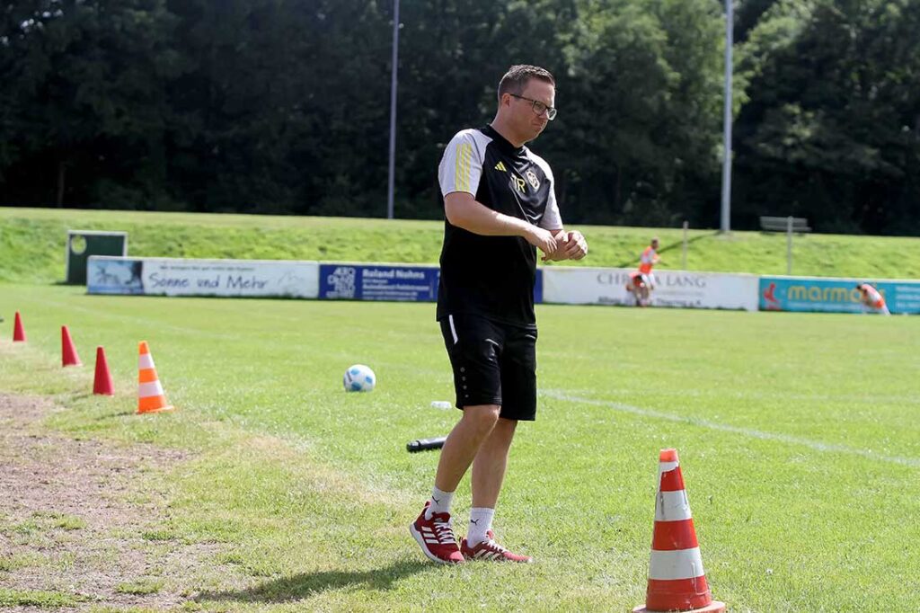 Coach Dannie Osterhoff verlängerte seinen Vertrag beim Wiker SV. © 2024 Ismail Yesilyurt