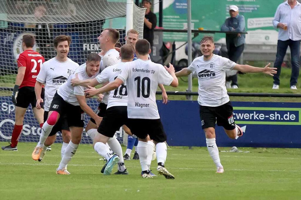 Darf der Eckernförder SV nach dem Kreispokal-Finale gegen Hohenwestedt jubeln. © 2024 Ismail Yesilyurt