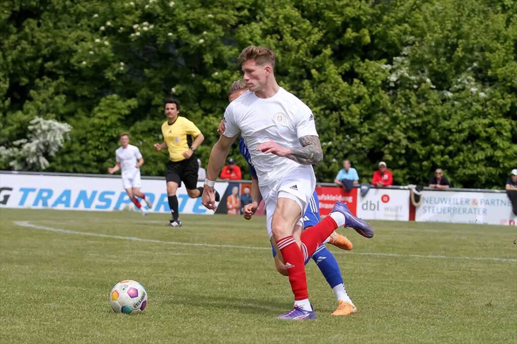 Der SV Eichede bekommt mit Lucas Irmler einen sehr dynamischen Spieler als Verstärkung. © 2025 Ismail Yesilyurt
