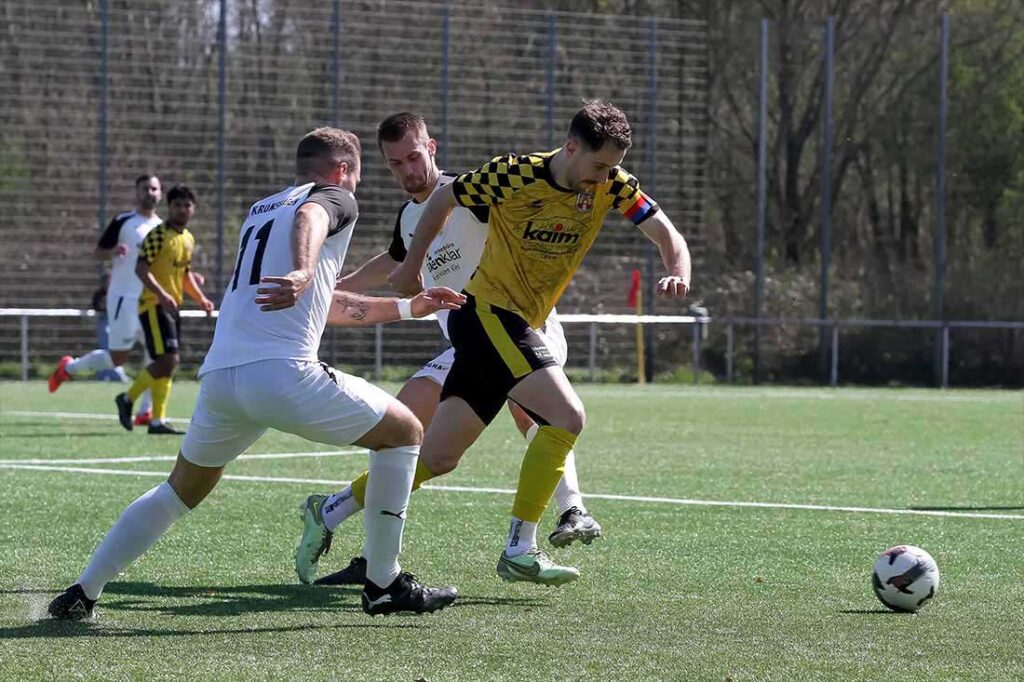 Spielführer Marvin Bruhn (Frisia Risum-Lindholm) © 2025 Ismail Yesilyurt