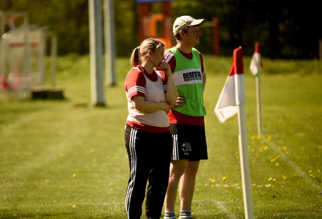 Trainer Frank Weschke hat alles im Griff. © 2025 Olaf Wegerich