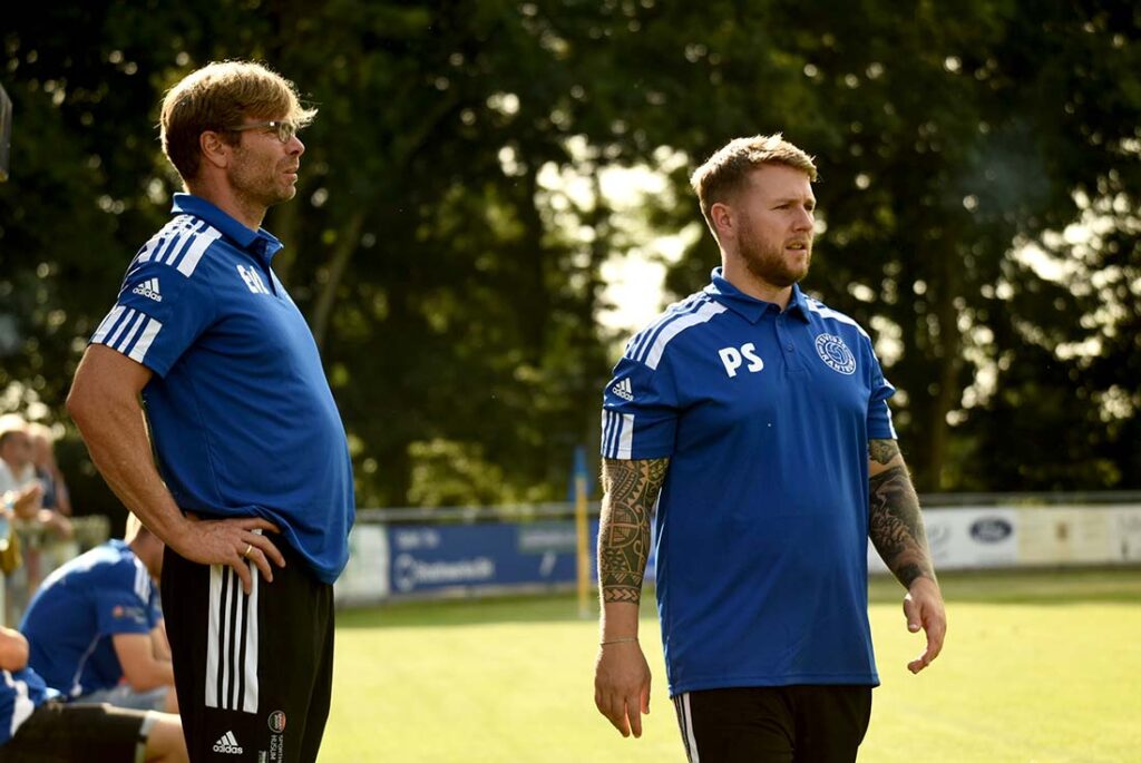 Coach Erik von Lanken (li., Rantrum) und Co Patrick Schaller. © 2025 Olaf Wegerich