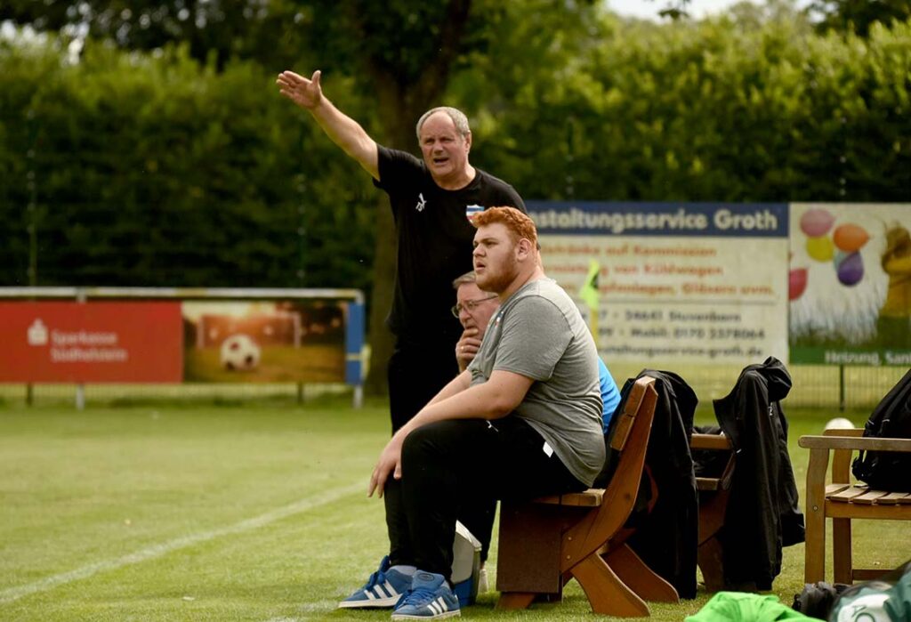 Inter-Coach Thomas Schwantes gibt die Richtung vor. © 2025 Olaf Wegerich