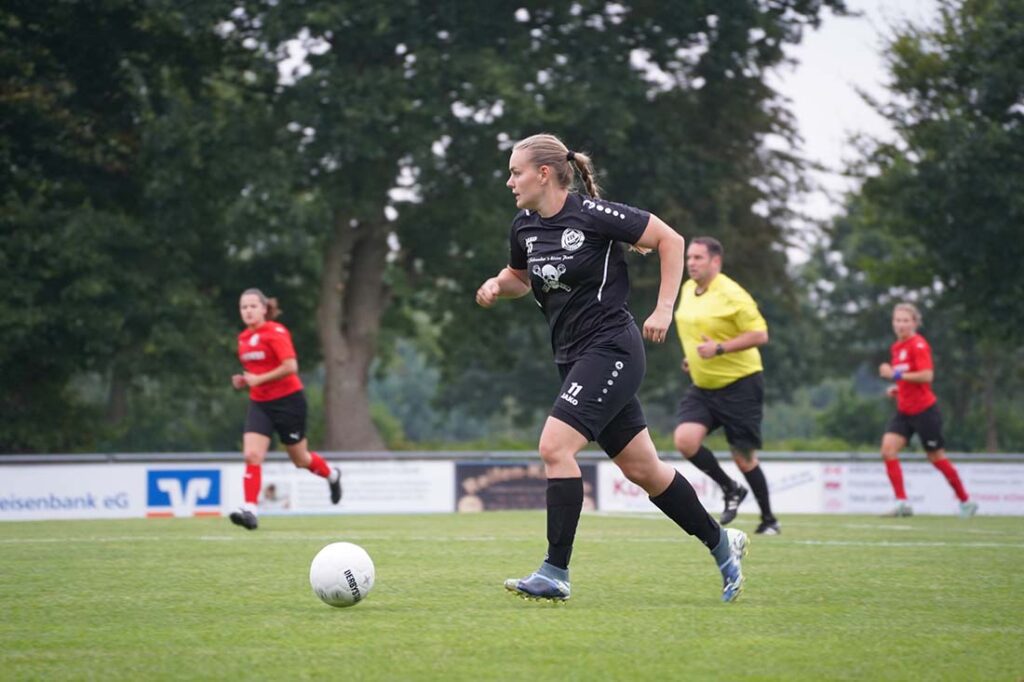 Alida Hein - Nummer 11 des FSV - zeigte sich in der Vorbereitung sehr formstark. © FSV Farnewinkel-Nindorf