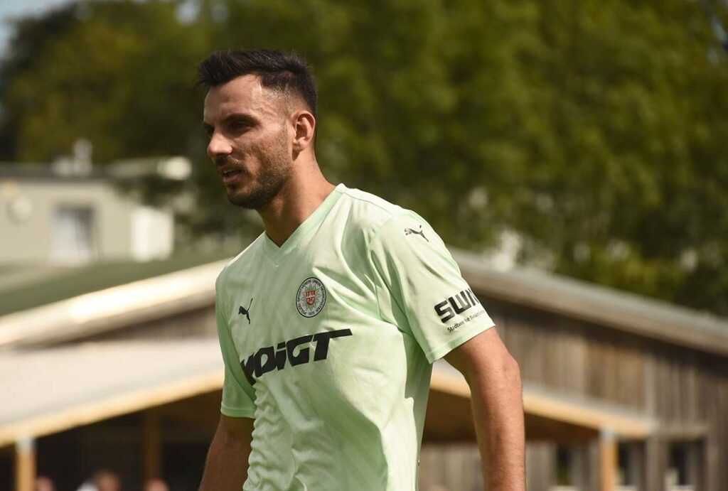 Geart Latifi und der PSV wollen ihre starke Serie fortsetzen. © Olaf Wegerich