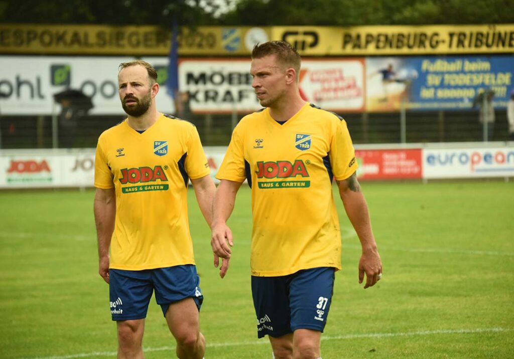Jan-Marc Schneider und Janek Sternberg (VfB Lübeck). © Olaf Wegerich