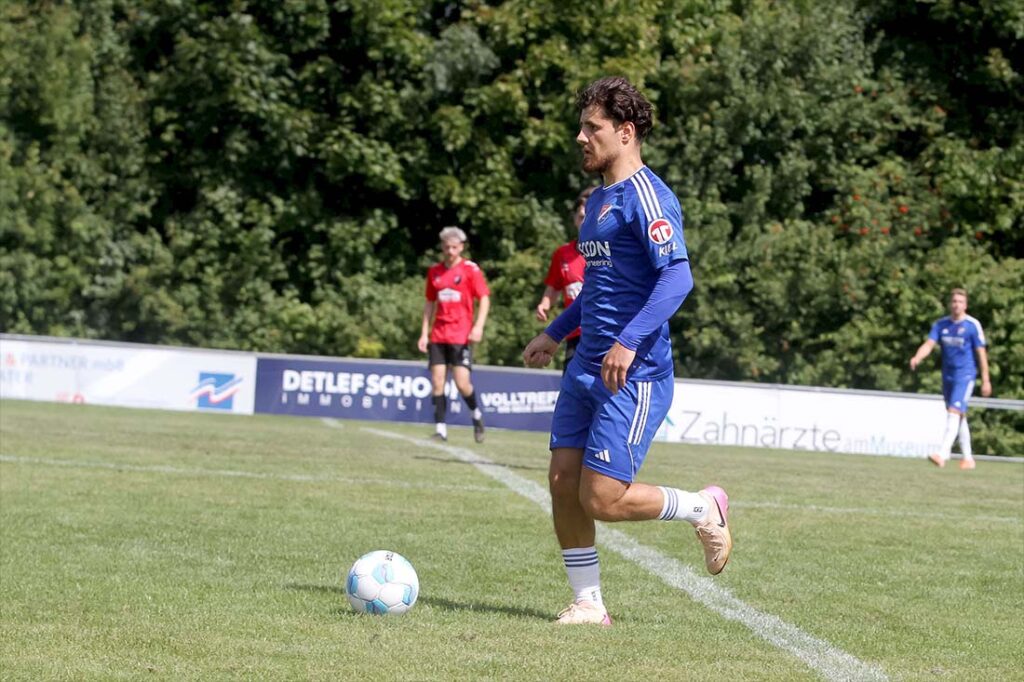 Salih Ramo (SpVg Eidertal Molfsee) erzielte sein erstes Tor für seinen neuen Verein.© 2025 Ismail Yesilyurt