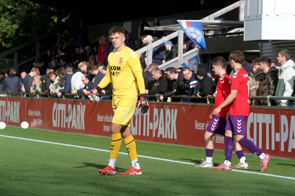 Christopher Barkmann (SV Eichede) überragte in der Partie beim SV Todesfelde. © 2025 Ismail Yesilyurt