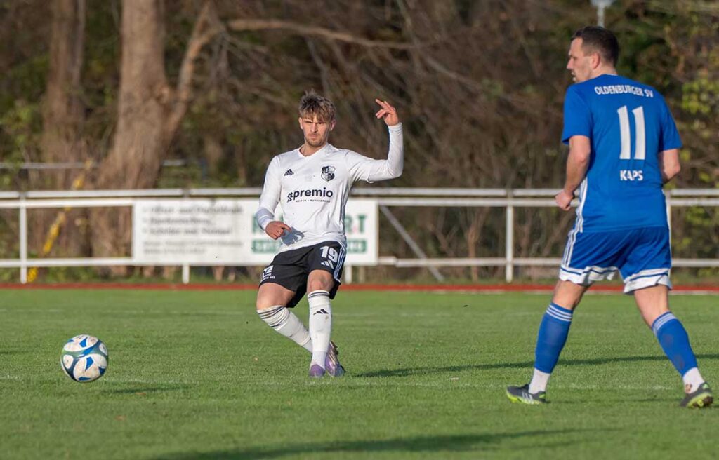 Janis Hinz (Heider SV) in Action. © 2025 Volker Schlichting