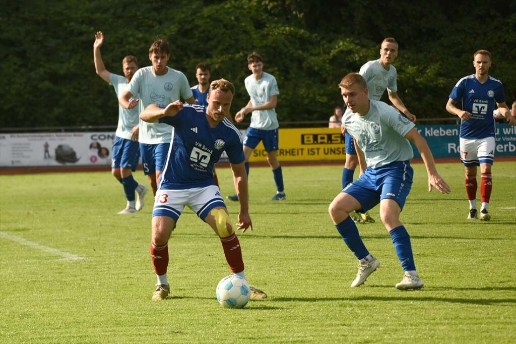 Mika Jöhnk und die TUS-Liga sind seit 10 Spielen ungeschlagen. © Olaf Wegerich