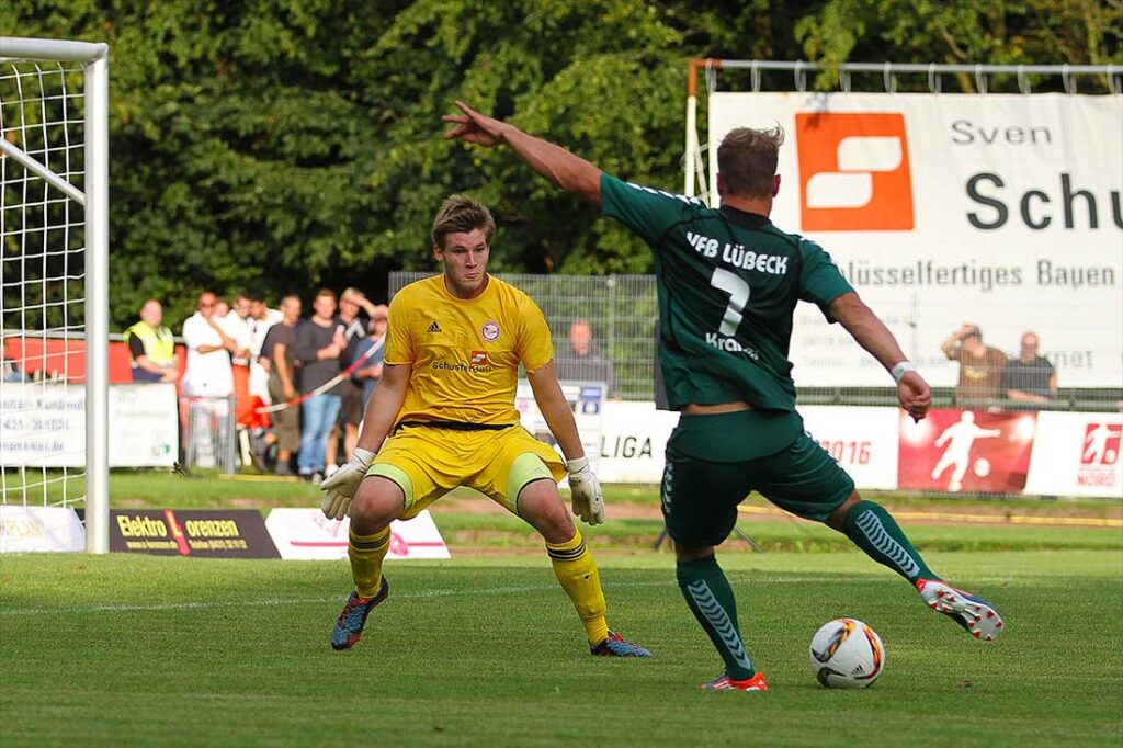 Chris Kröhert 2015/16 in der Regionalliga Nord gegen den VfB Lübeck. © Ismail Yesilyurt