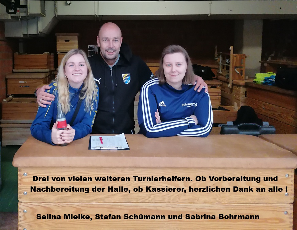 Turnierhelfer bei den Hallen-Masters. © 2026 KFV Holstein