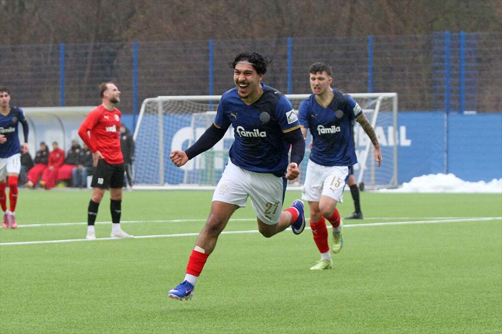 Islam Matene (Holstein Kiel II) nach seinem 2:0 gegen Kilia Kiel. © 2026 Ismail Yesilyurt