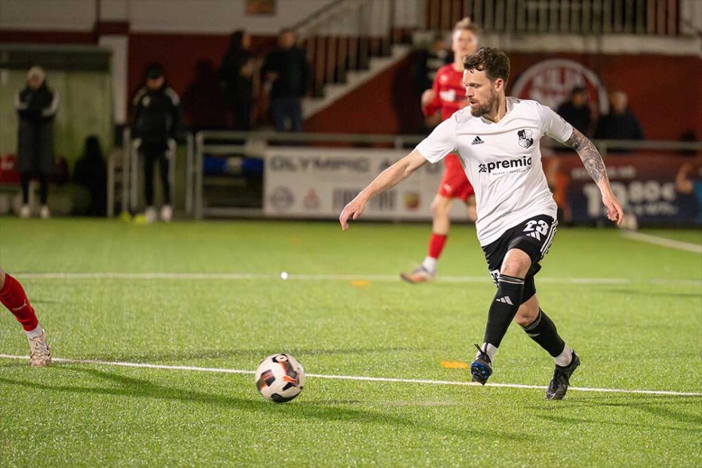 Christopher Buchtmann (Heider SV) gab viele Impulse, aber die verpufften bei den Mitspieler. © 2026 Volker Schlichting