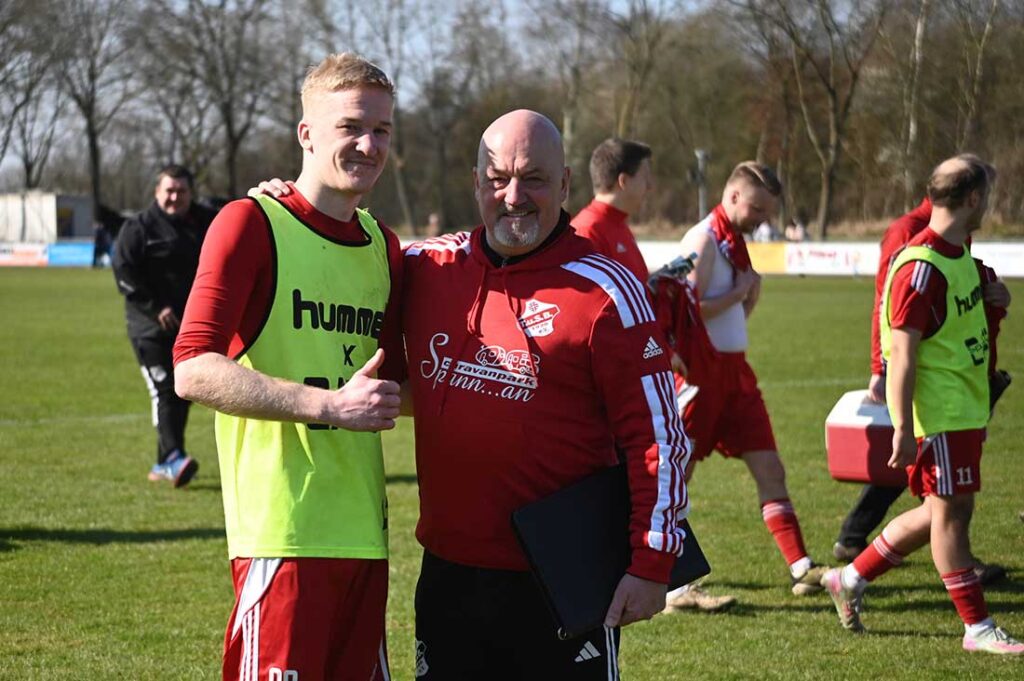 Markus Wieben und Trainer Frank Wolter schauen optimistisch in die Zukunft. © 2026 Olaf Wegerich