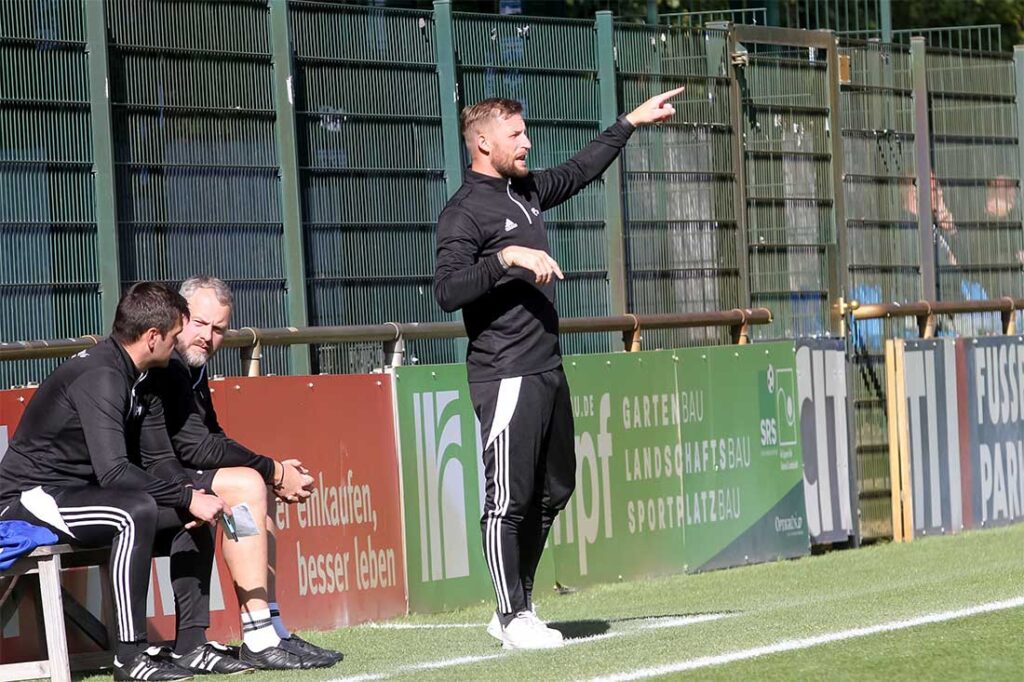 Cheftrainer Florian Stahl (Oldenburger SV). © 2025 Ismail Yesilyurt.jpg