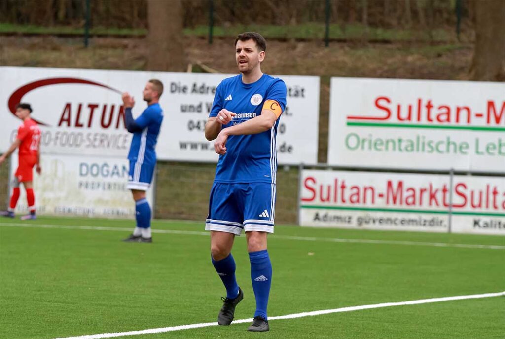 Die Abwehr mit Rico Mielke (Oldenburger SV) verrichtete insgesamt gute Dienste. © 2026 Ismail Yesilyurt