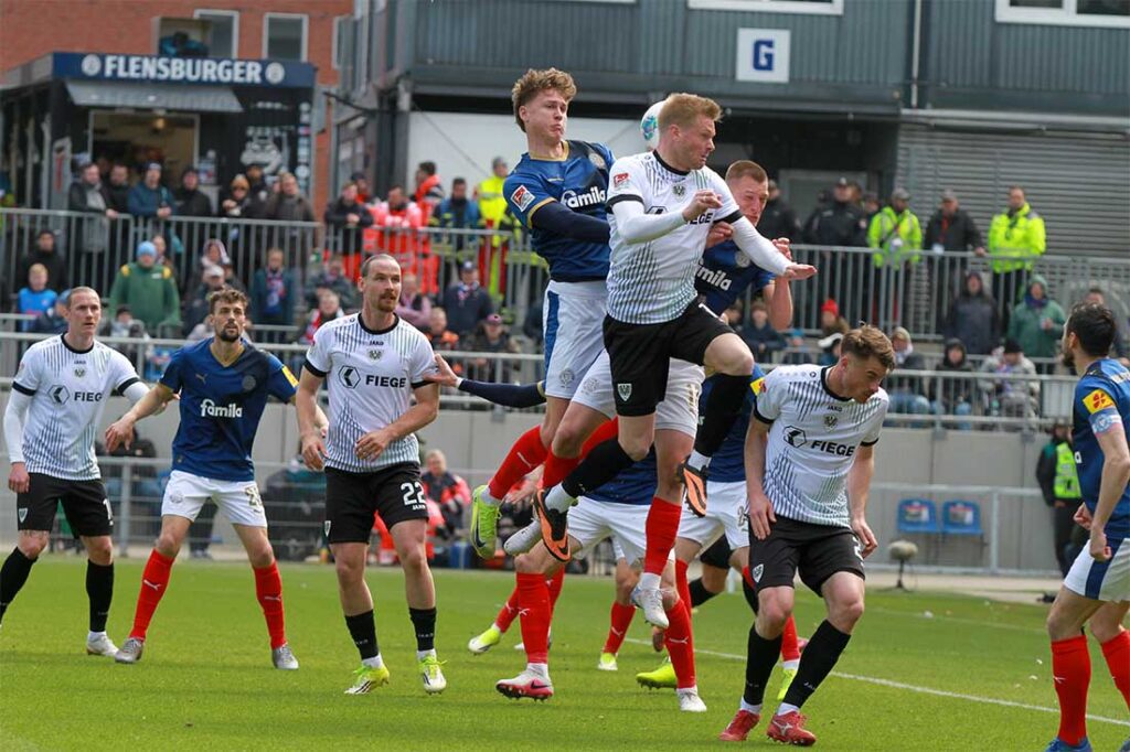 Es gab viele Strafraumszenen, die aber nicht in echten Chancen mündeten. © 2026 Ismail Yesilyurt.