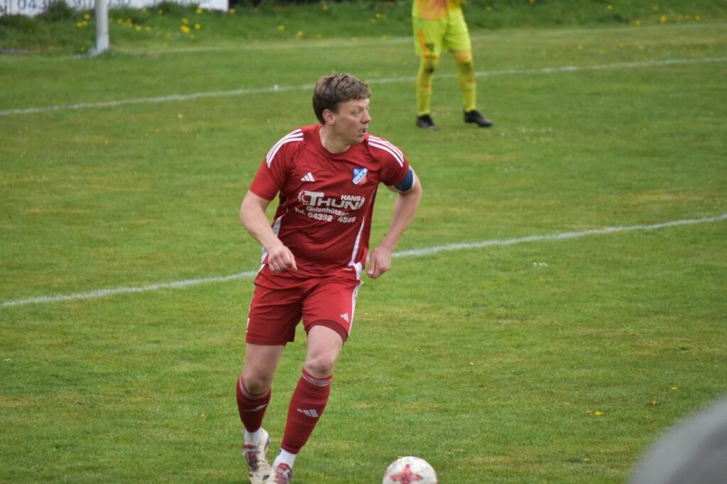 Sascha Delfs erzielte den Treffer zum 5-1-Endstand für Bargstedt. © 2026 Maik Moelle