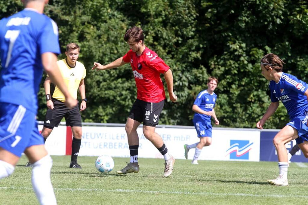 Tjorven Lamp und der TSV Kropp müssen in den letzten sechs Spielen ordentlich beißen für den Klassenerhalt. © 2025 Ismail Yesilyurt