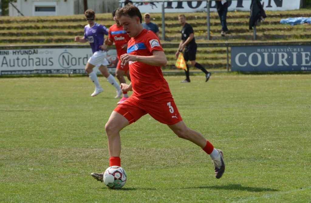 Leon Parduzi (Holstein Kiel II). © 2026 Olaf Wegerich