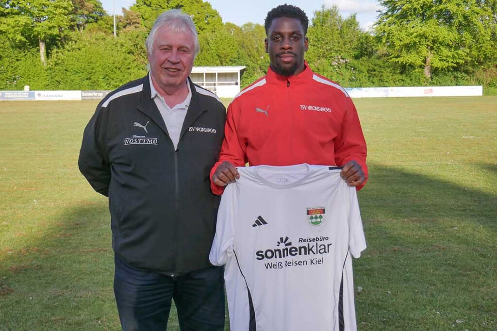 Teyi Lawson-Body und Jens Köhler (Sportlicher Leiter TSV Kronshagen). © 2026 TSV Kronshagen