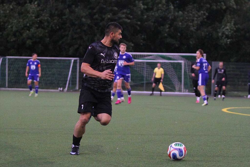 Driton Gashi (TSV Klausdorf) war an vielen gelungenen Offenisvaktionen beteiligt. © 2026 Ismail Yesilyurt